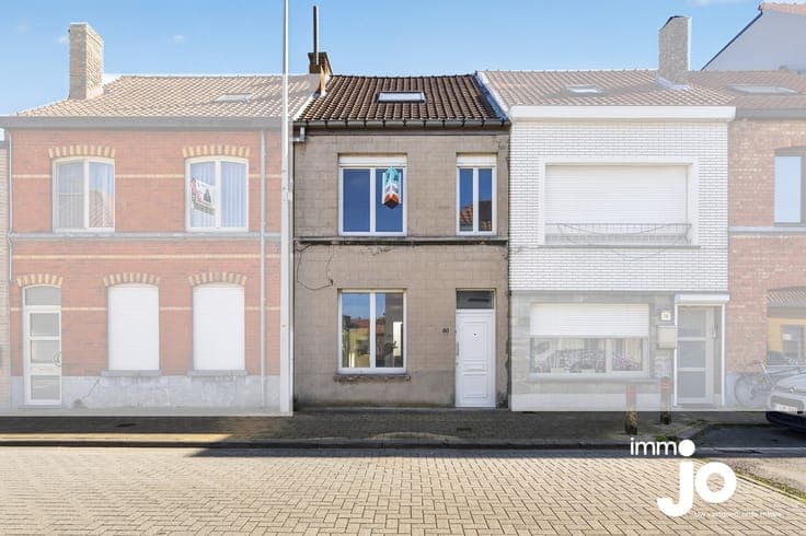 Fully renovated, move-in-ready terraced house in Bredene ...