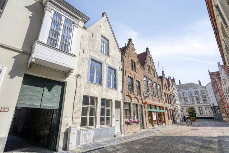 Authentic house for sale in the heart of Bruges