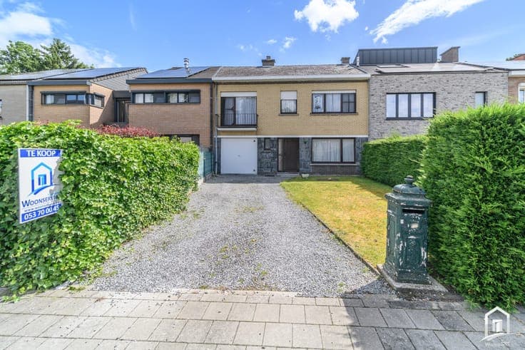 Rustig gelegen gezinswoning met 4 slaapkamers te Erembode...