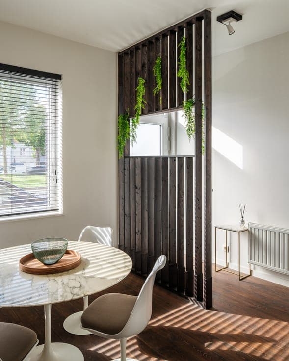 Trendy move-in ready city home with 3 bedrooms close to t...