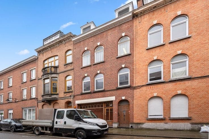Investment property comprising commercial premises and two …