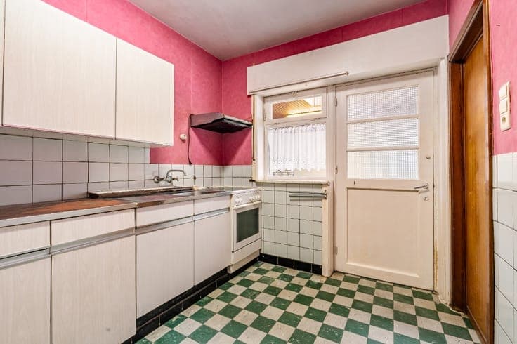 Renovation home with 3–5 bed. in a green setting in Kerksken