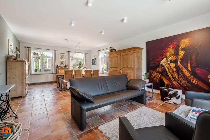 Instapklare woning (EPC B) met 3 slpkrs, garage en tuin t...