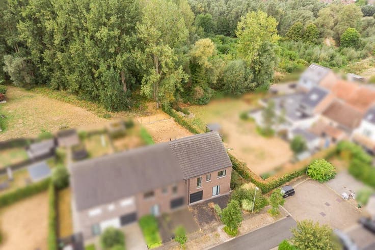Instapklare woning met 4 slaapkamers en prachtig groenzicht