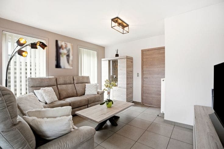 Move-in ready family home for sale in Mesen