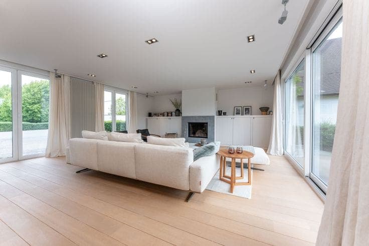 Exclusive estate with equestrian facilities in Ardooie