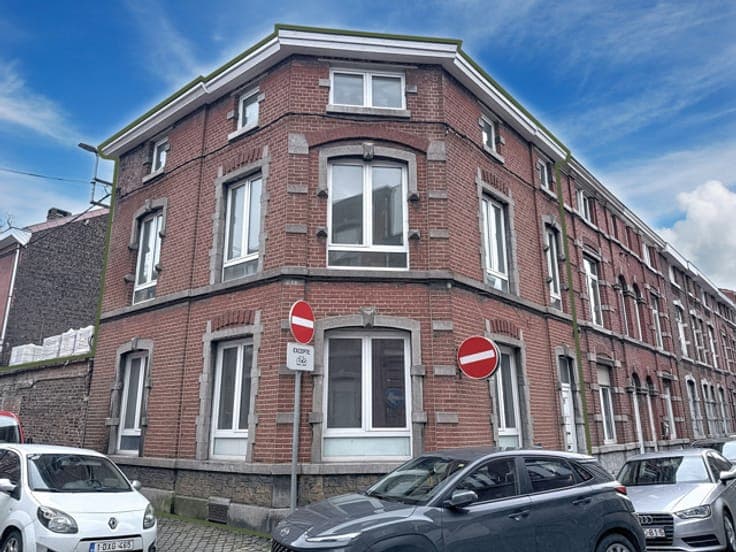 Building with 3 apartments for sale in Bressoux (Liège) !