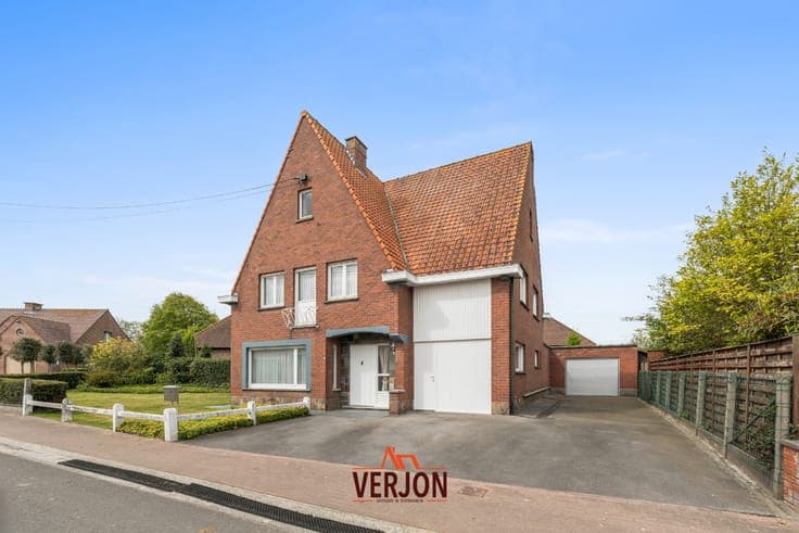 Ruime gezinswoning met 4 slaapkamers, grote garage en zon...