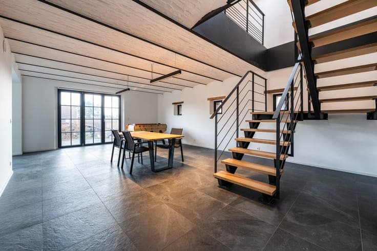 Braine-l'Alleud: Stunning 4-Bedroom, 3-Bathroom House