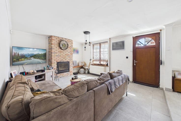 Beautiful semi-detached bungalow with 3 bedrooms