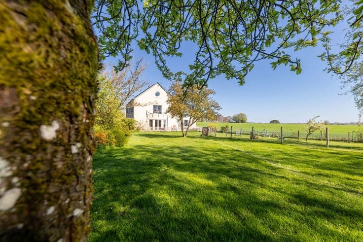 House in Léglise