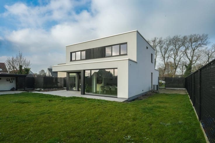 Newly built villa in a rural location