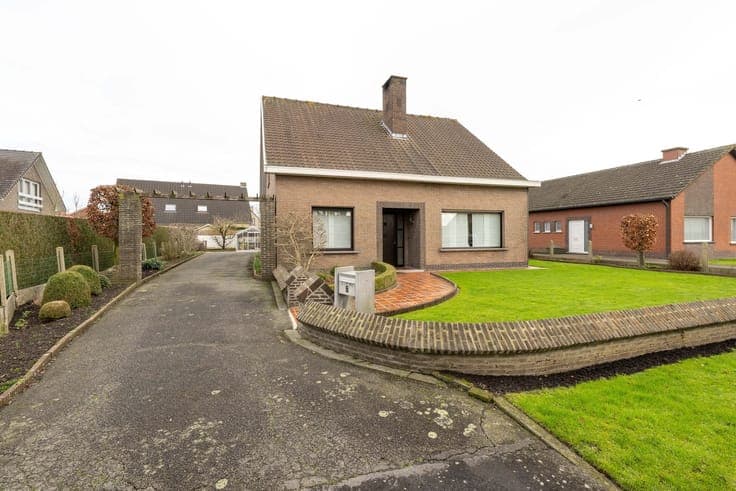 Alleenstaande woning te Aalter.