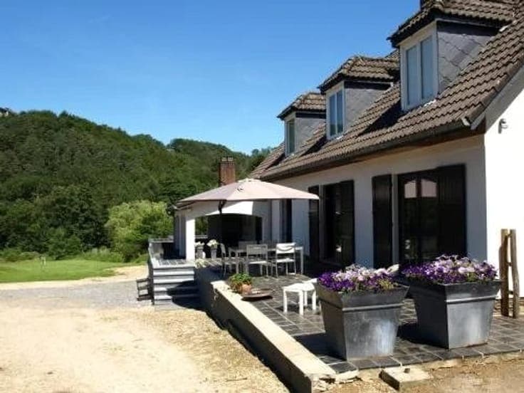 Lake Warfaaz - Character house