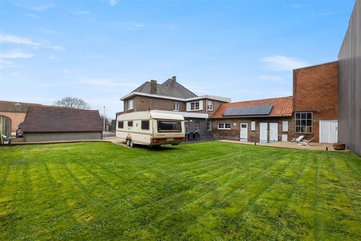 House in Hoeselt