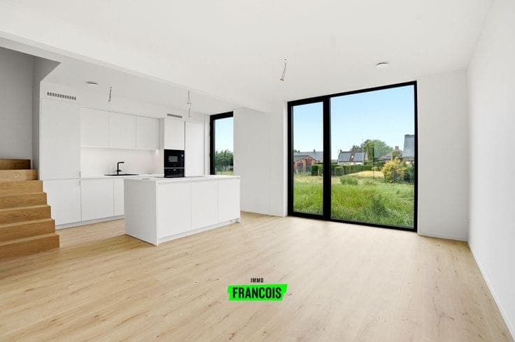 New-build 3-bedroom house in Krombeke for sale!
