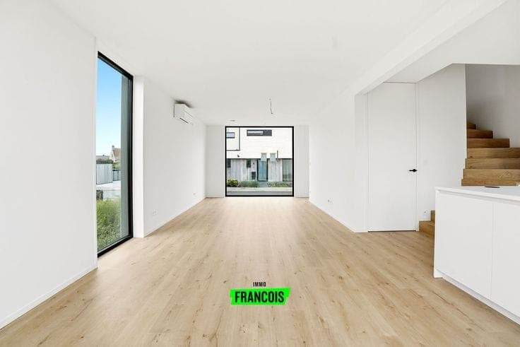 New-build 3-bedroom house in Krombeke for sale!