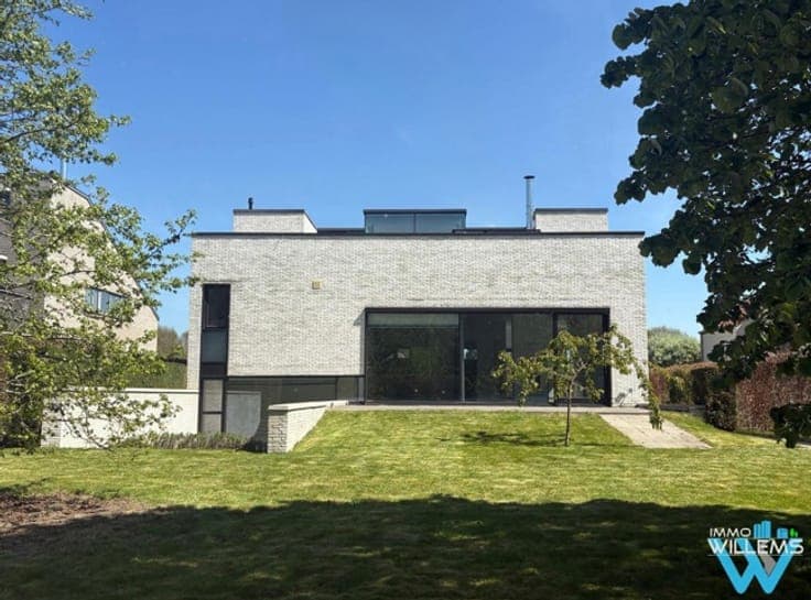Villa in Blanden, quiet location, high-quality finishes.