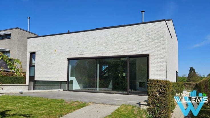 Villa in Blanden, quiet location, high-quality finishes.