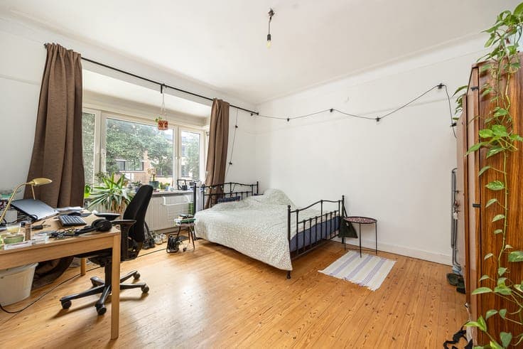 ANTWERP PULHOF – Characterful Four-Bedroom Home