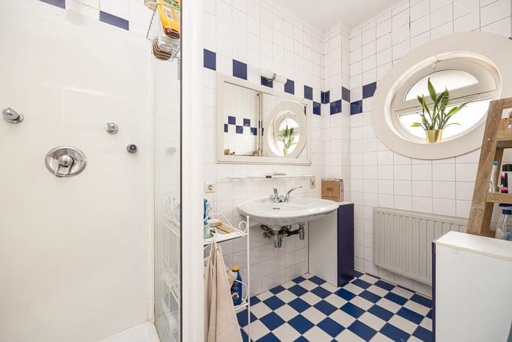 ANTWERP PULHOF – Characterful Four-Bedroom Home