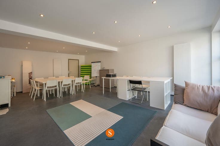 Instapklare woning met polyvalente ruimte, zonnige tuin e...