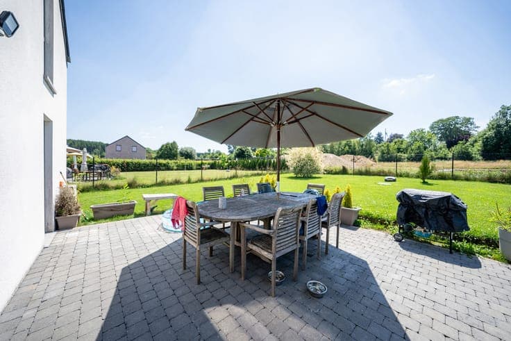 A family home in a quiet location, in the heart of Bièvre