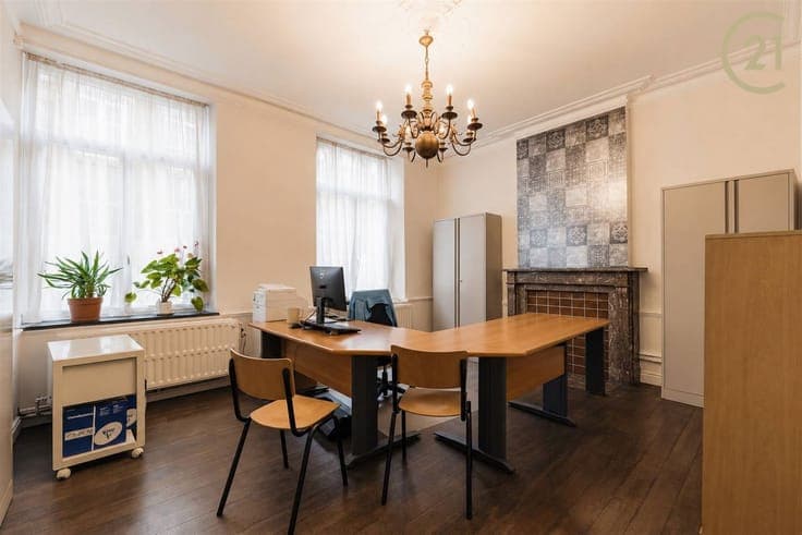 Volumes impressionnants et cachet préservé : plus de 500 m²