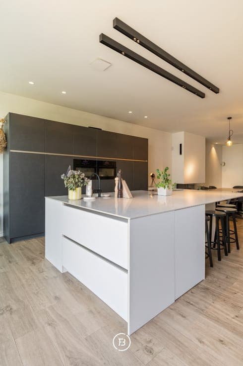 Recent Family Home Within the Ring