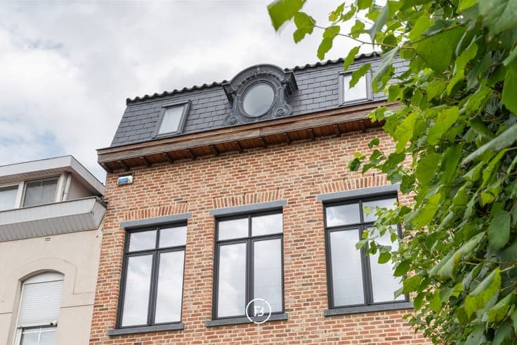 Recent Family Home Within the Ring