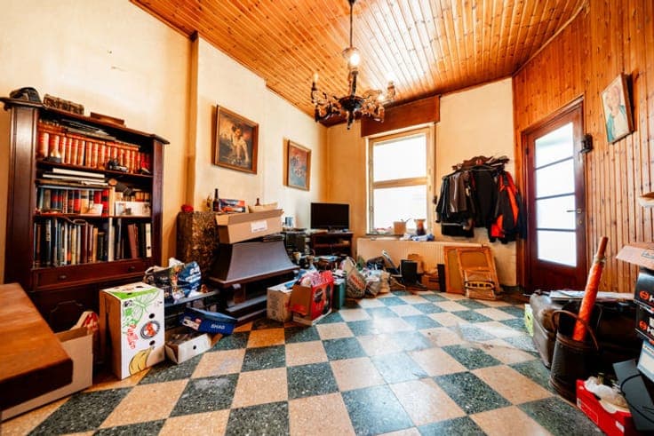 4-bedroom house to renovate – Seraing Centre