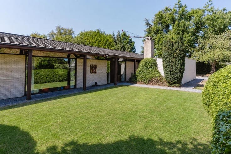 Architectenbungalow op een perceel van 1465m² in De Pinte