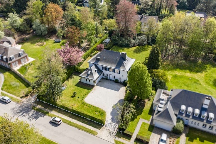 Rhode-Saint-Genèse – Golf District, VILLA of ± 450 m².