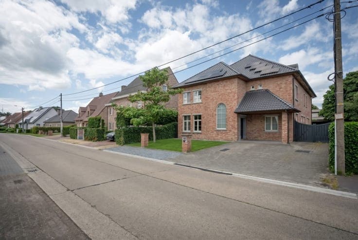 House in Ravels