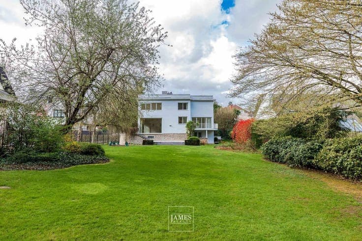 Door architect ontworpen villa in de wijk Prins van Oranje