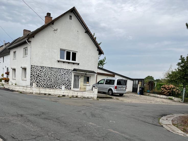 House in Coutisse