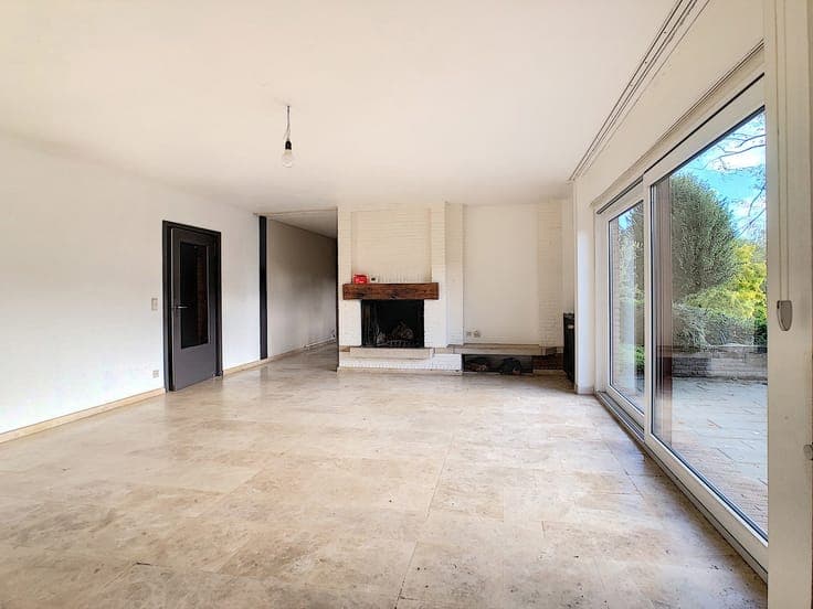 House in La Hulpe