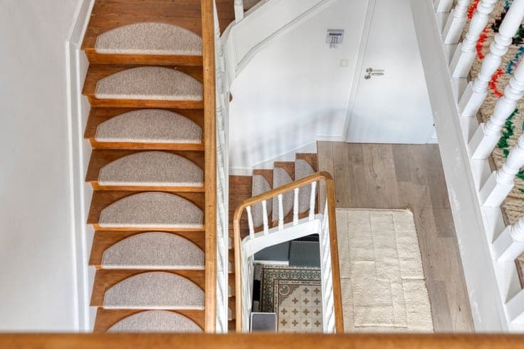 Completely renovated serrist villa