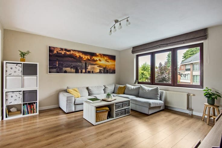 Move-in ready house with garden and prime location