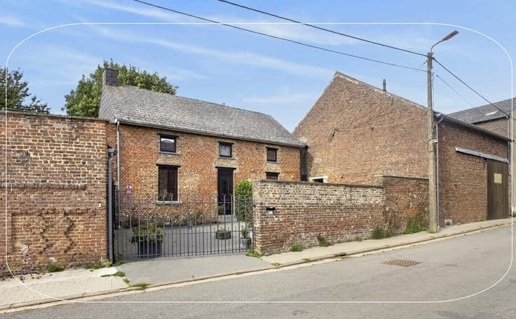 Charming 3-Bedroom House with Modern Comfort in Racour