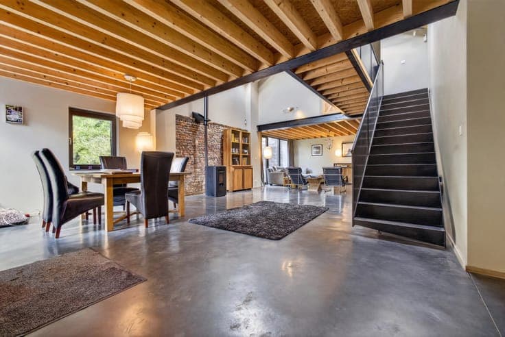 Charming 3-Bedroom House with Modern Comfort in Racour