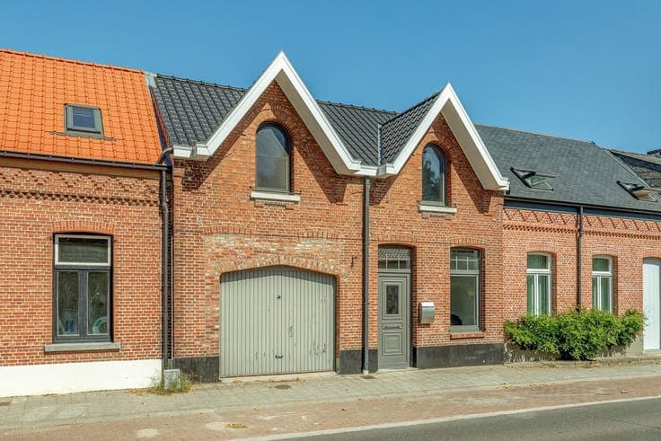 Zelf wonen of investeren? Ideaal in deze GB met tuin!!