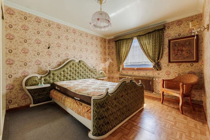 Apartment for sale in the center of CHARLEROI.
