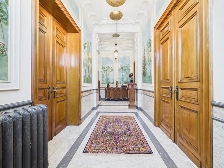 565 m² Manor House with GARDEN & GARAGES