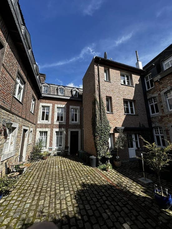 Sale - Building Eupen - 990,000 €