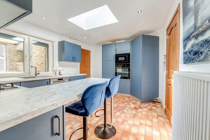 3-4 bedroom house in the center of Waremme