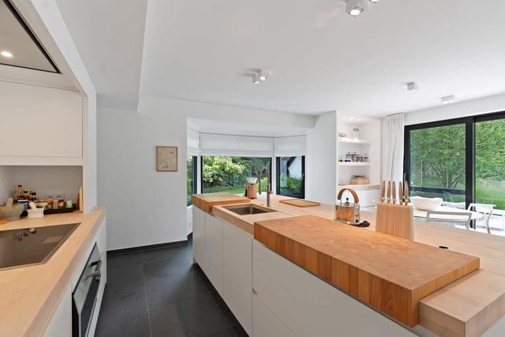 Villa for sale in a private lane in Knokke Zoute Zeeuwspad