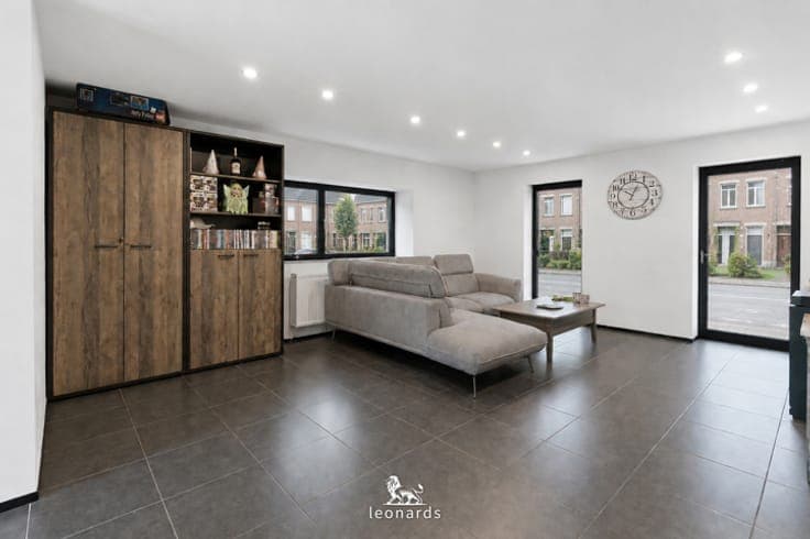 Modern semi-detached house in a prime location in Geluveld