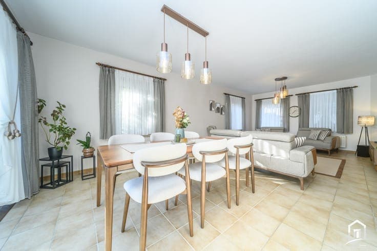 Instapklare woning te Aalst