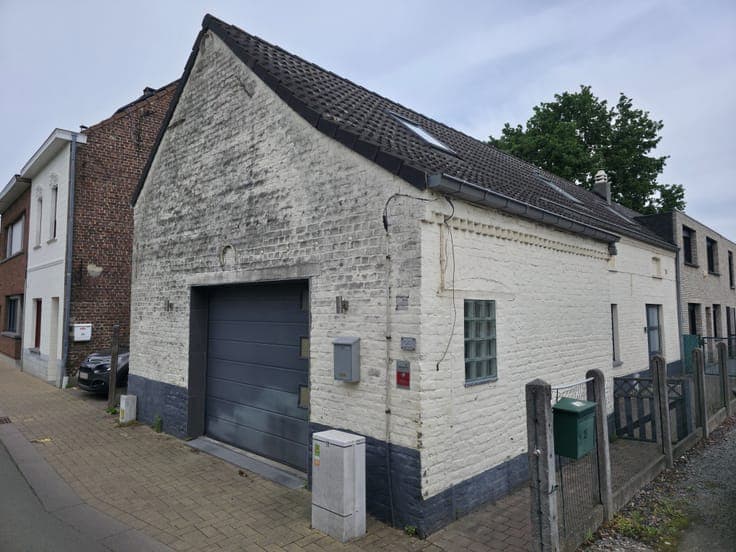 Charming renovated 2-bed house in Liedekerke